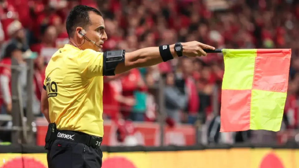 ¿Hubo polémica? Árbitro anula golazo de Paulinho en el Toluca vs América