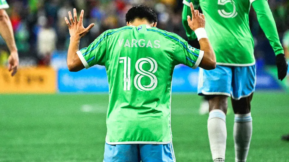 América quiere el fichaje de Obed Vargas; directiva azulcrema ya tuvo contacto con el círculo del jugador