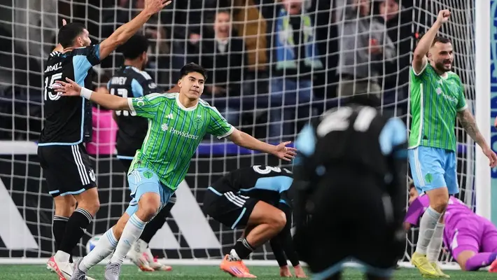 Obed Vargas le da vida a Seattle Sounders con doblete ante Minnesota en los Playoffs de la MLS