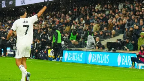 ¡Jugador con corazón! Técnico del Fulham alaba a Raúl Jiménez tras gol de la victoria ante Sunderland