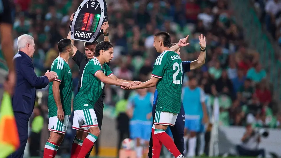 ¿A lo Osorio? Javier Aguirre hará más rotaciones para enfrentar a Paraguay