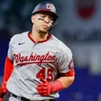 Joey Meneses firma con los Athletics y buscará regresar a MLB