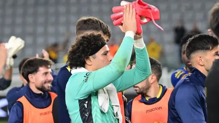 AEL Limasol de Guillermo Ochoa derrota al líder APOEL y respira en la tabla