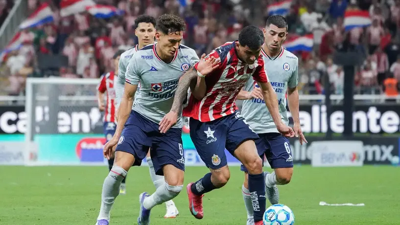 Chivas y Cruz Azul, en problemas: uno de los dos equipos será alcanzado en títulos