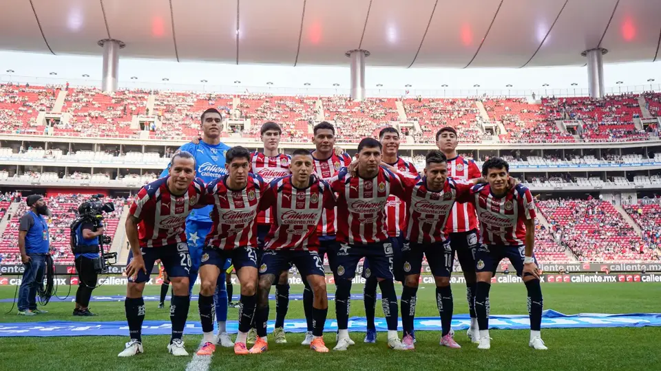 Chivas cambiará a Nike después de ser vestido por Puma