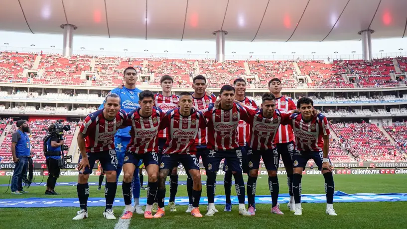 Chivas cambiará a Nike después de ser vestido por Puma