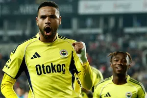 Fenerbahce con Edson Álvarez como titular golea a Gaziantep