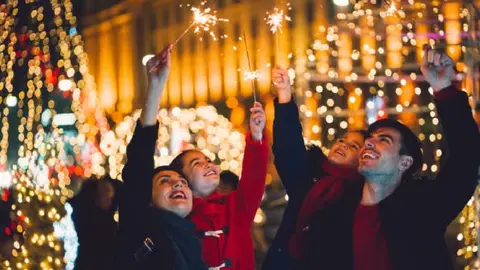 Agenda de diciembre 2025 en CDMX: pistas de hielo, ferias y magia navideña