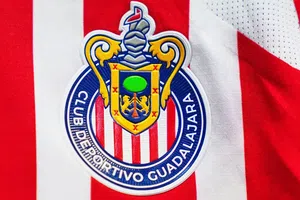Chivas confirma nuevo refuerzo ofensivo de cara al Clausura 2026