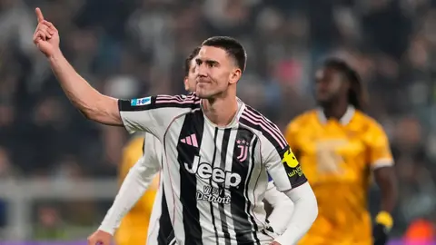 Juventus vuelve a la senda del triunfo tras vencer con DT interino al Udinese
