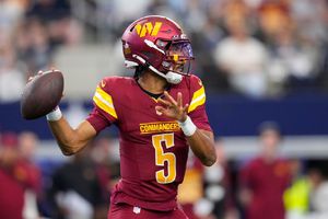 Jayden Daniels volverá a ser baja para Washington y se perderá el partido ante los Chiefs