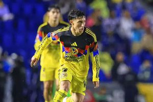 Alejandro Zendejas entró por Dávila, se resintió de su lesión, y volvió a salir