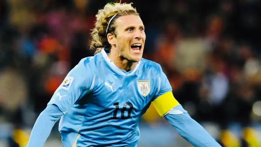 Diego Forlán es hospitalizado | Diegoorocarbon