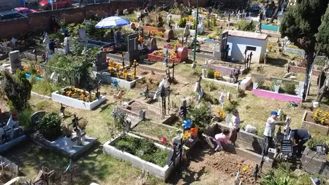 Día de Muertos 2025: horarios de los panteones en CDMX y Edomex