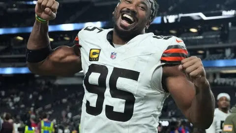 ¡Bombazo! Myles Garrett se va a los Los Ángeles Rams en un intercambio por Jared Verse