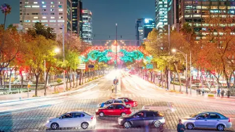 ¿Doble Hoy No Circula? Checa qué autos descansan este lunes 24 de noviembre