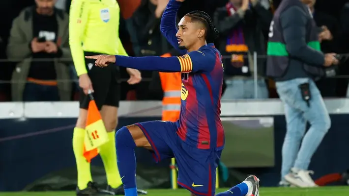 Barcelona vence a Atlético de Madrid en casa y asegura el liderato en LaLiga