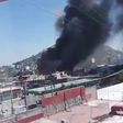 Reportan incendio en fábrica de colchones en colonia Hank González