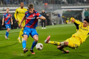 Fenerbahçe no pudo de visita con Viktoria Plzen en la Europa League con Edson Álvarez en la cancha