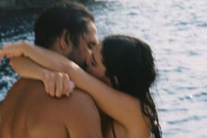 ¡Interesante! Ex de Chicharito presume a su nueva pareja: "El hombre que necesito"