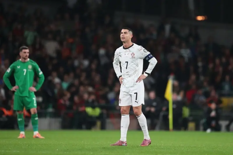 Cristiano Ronaldo tras ser expulsado contra Irlanda | AP