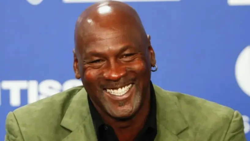 Michael Jordan critica la falta de pasión y la distracción comercial en la NBA actual