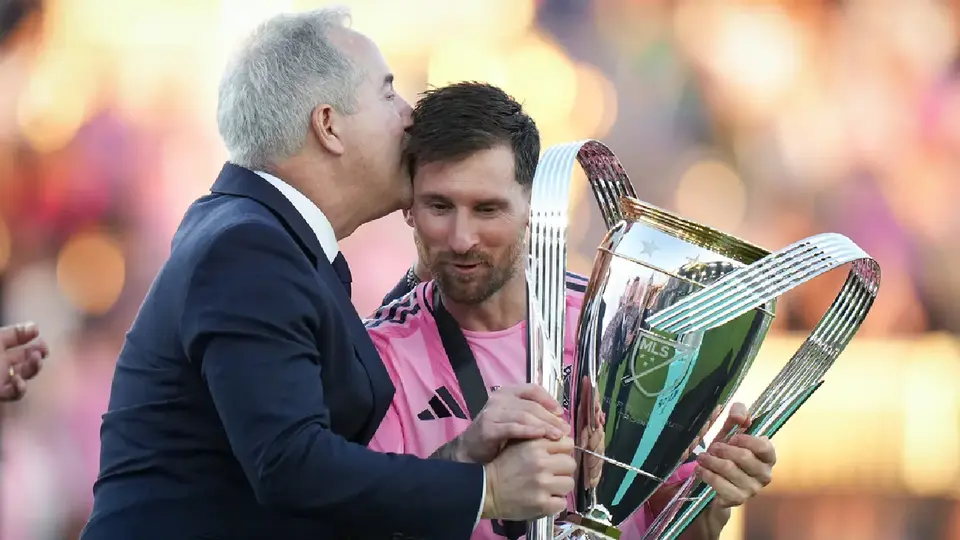Enorme, Messi: Lionel le dedica el título de MLS a Sergio Busquets y Jordi Alba