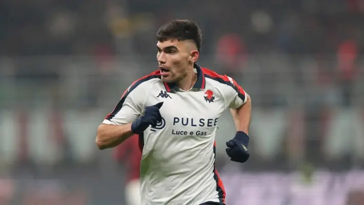 Atalanta, con un  hombre más, sufrió para vencer al Genoa de Johan Vásquez