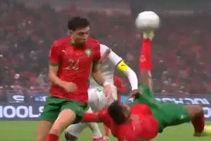 ¡Para puskas! Ayoub El Kaabi anotó gol de chilena en la victoria de Marruecos ante Comoras