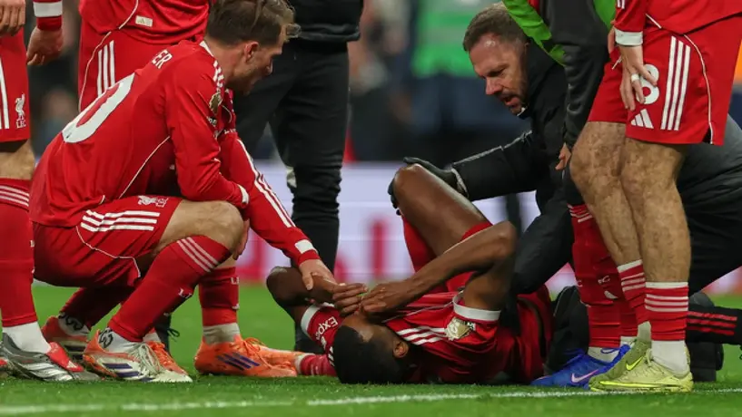 ¿Fuera toda la temporada? Figura del Liverpool será baja indefinidamente por lesión