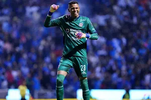 René Higuita elogia a Kevin Mier: “Tiene talla internacional europea”