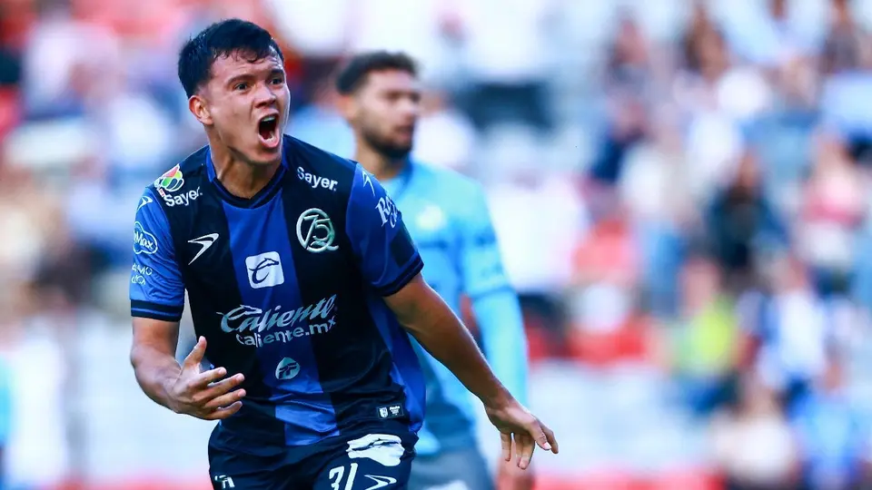 Chivas complica su clasificación tras caer ante Gallos con gol de vestidor