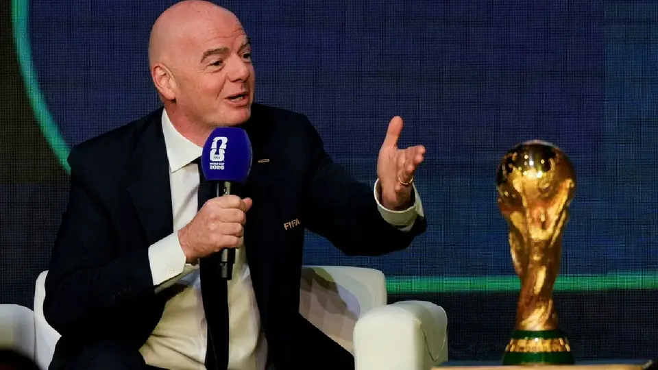 Aficionados critican a la FIFA por imponer pausa de hidratación en todos los partidos del Mundial 2026