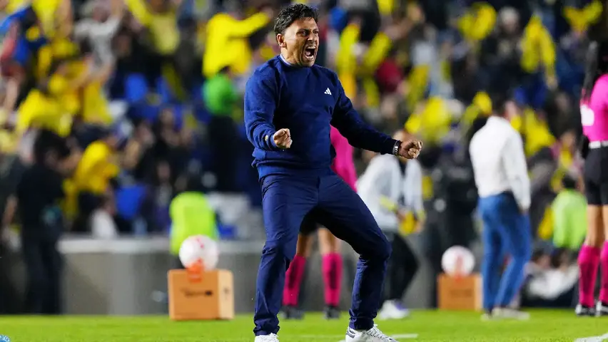 Ángel Villacampa con América | IMAGO7