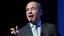 Felipe Calderón estudia regresar a la política… “para ayudar al país”