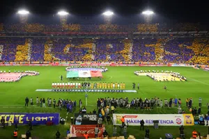 Afición de Tigres se lucen con espectacular mosaico en la Final de Ida