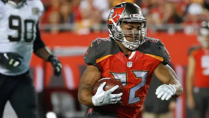 Fallece ex estrella de la NFL en accidente vial