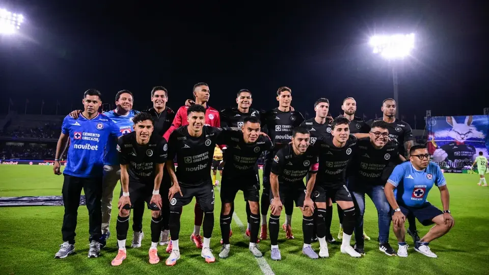 Cruz Azul: un equipo que ha aprendido a ser local en todas partes