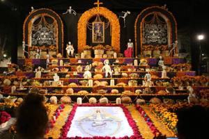Día de Muertos 2025: ¿cuándo se pone la ofrenda y qué debe llevar el altar tradicional?