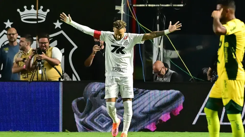 Drama en Brasil: Neymar no volverá a jugar en 2025 y Santos enfrenta un final de Liga agónico