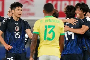 Japón vence a Brasil por primera vez en el regreso de Tokio