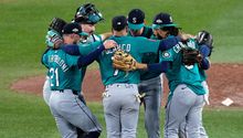 Seattle Mariners apalea a los Toronto Blue Jays en el segundo juego de la serie