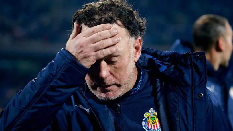 Gabriel Milito defiende a Chicharito y afirma que Chivas merecía avanzar en la eliminatoria