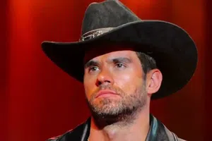 Fans de La Granja VIP exigen salida de Eleazar Gómez este domingo y se manifiestan con memes