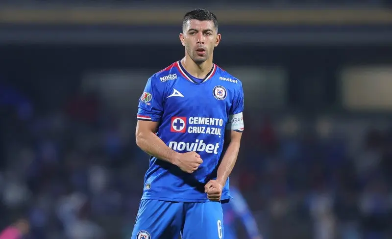 Lira en un partido de Cruz Azul | IMAGO7