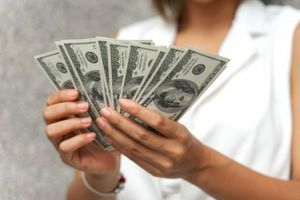 Así cierra el peso frente al dólar este viernes 19 de diciembre antes de vacaciones