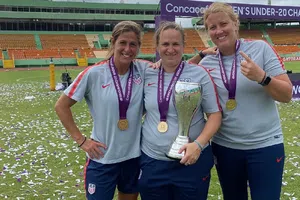 Entrenadora de Seattle revela que usó ChatGPT para diseñar sus tácticas en la NWSL