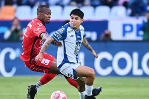 Pachuca anuncia la salida de Chofis López en pleno Apertura 2025