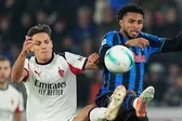 Milan empata con Atalanta y Santiago Giménez termina lesionado