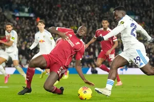 ¡En caída libre! Liverpool vuelve a perder puntos en Premier League, esta vez con Leeds